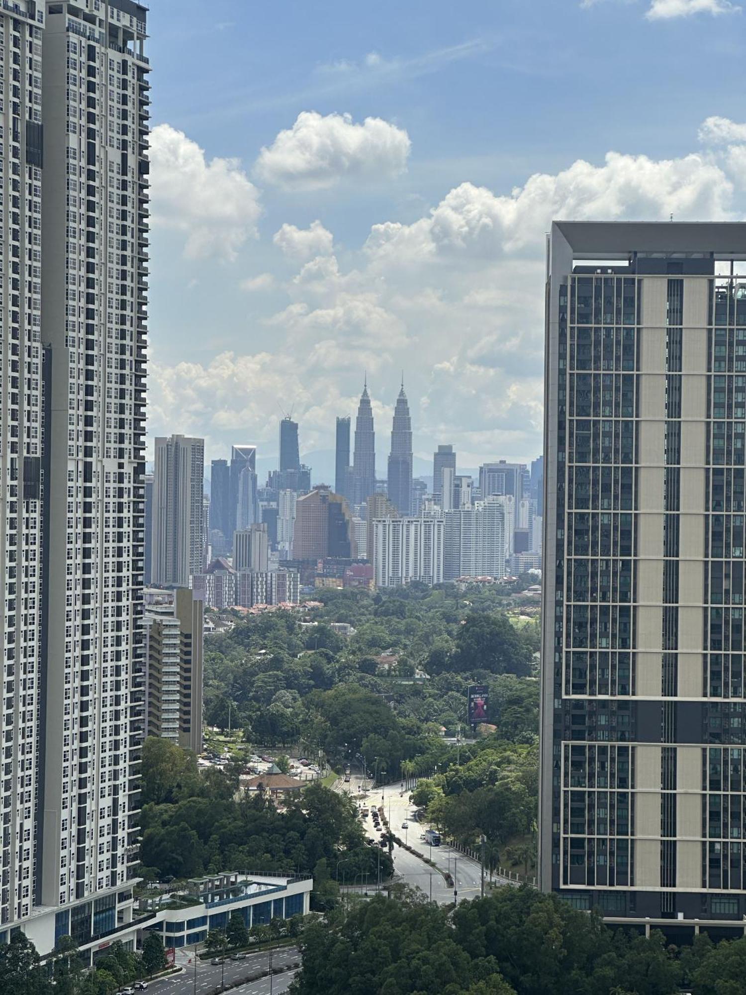 Ferienwohnung Arte Mont Kiara By Airhost Kuala Lumpur Exterior foto
